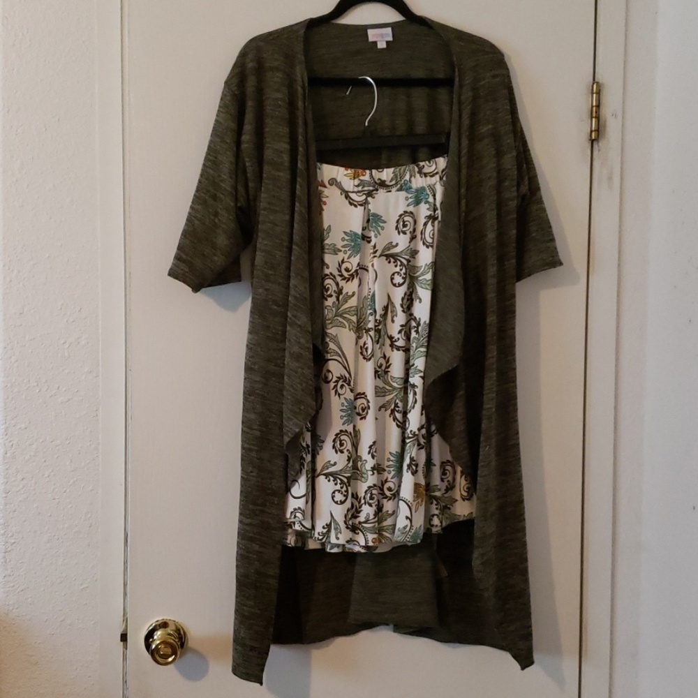 *LuLaRoe* OUTFIT- Shirley and Madison